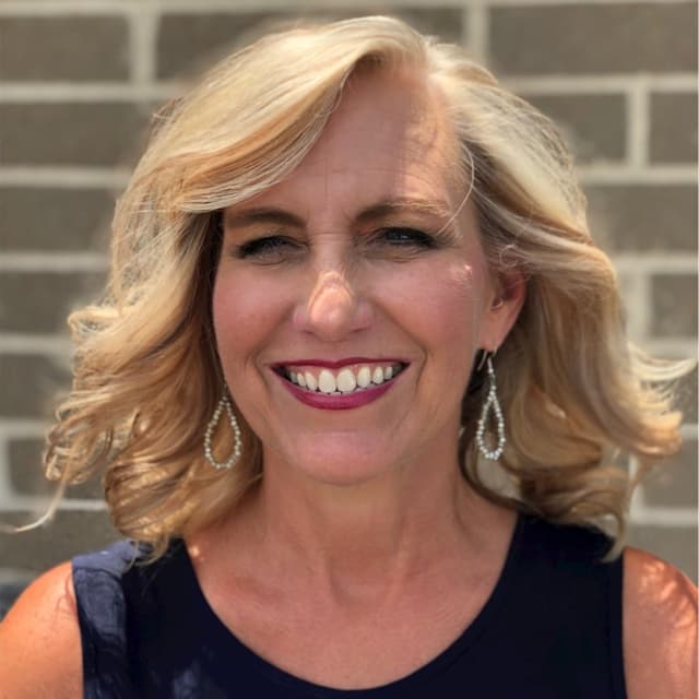 Pam Reaves